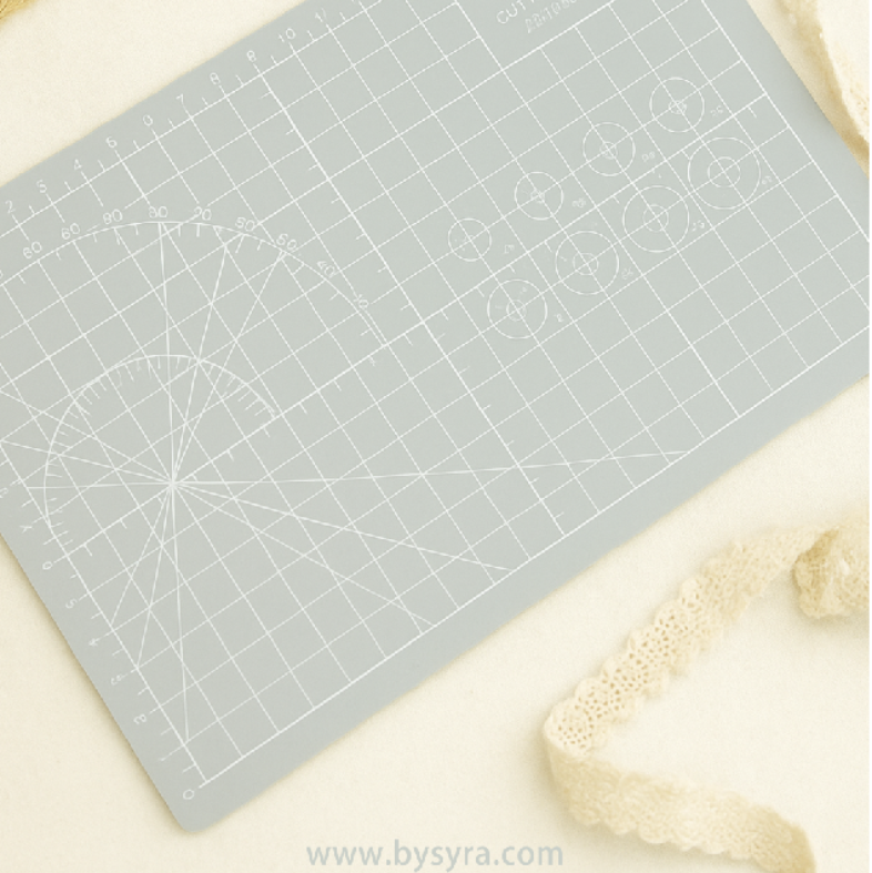 Tapis de découpe artisanal pour journal A5